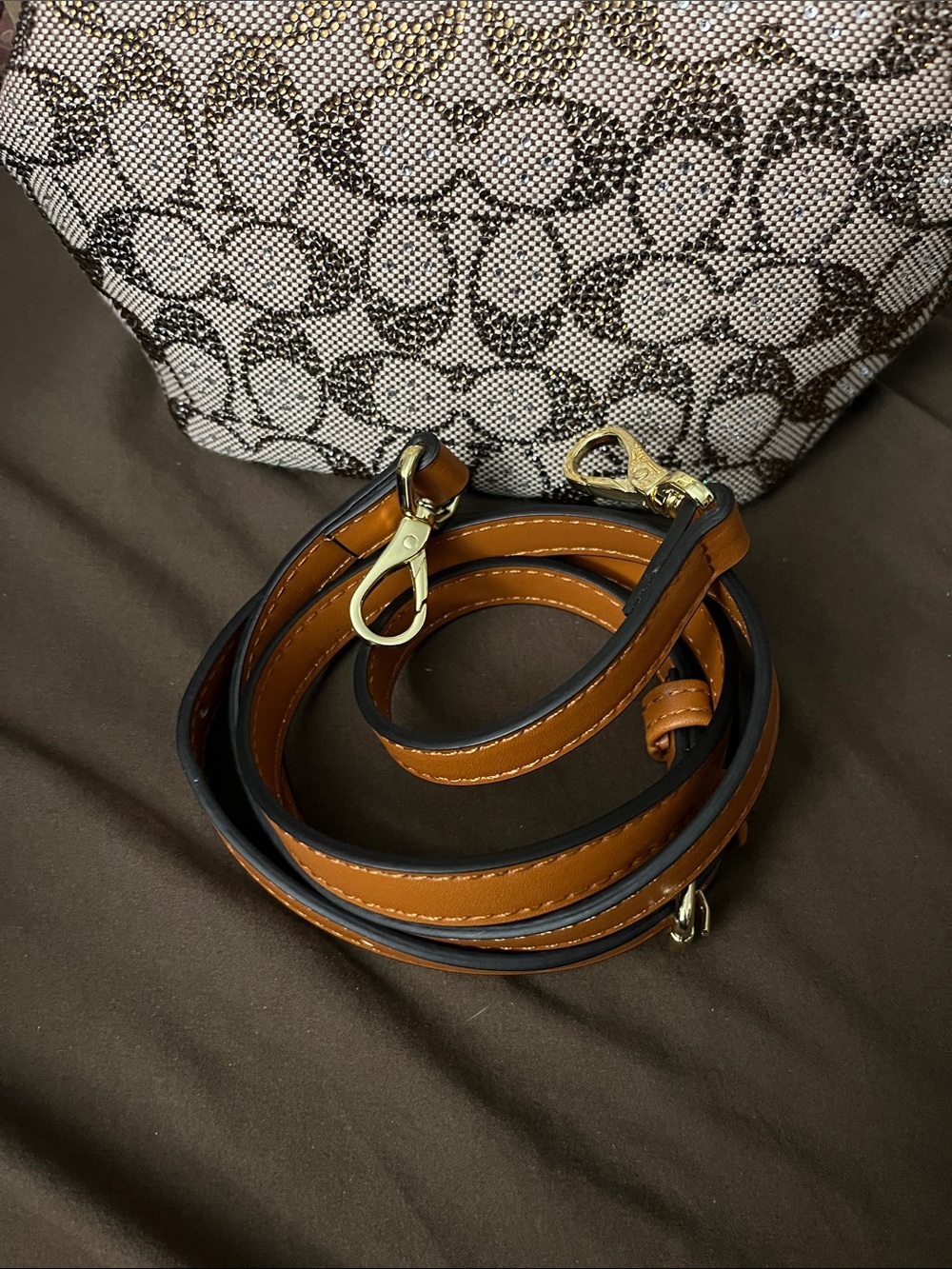 Coach Brown and Cream Signature Jacquard Kiss-Lock 16 - Picture 11 of 11